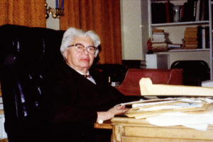 Portrait of Pearl Hart at desk